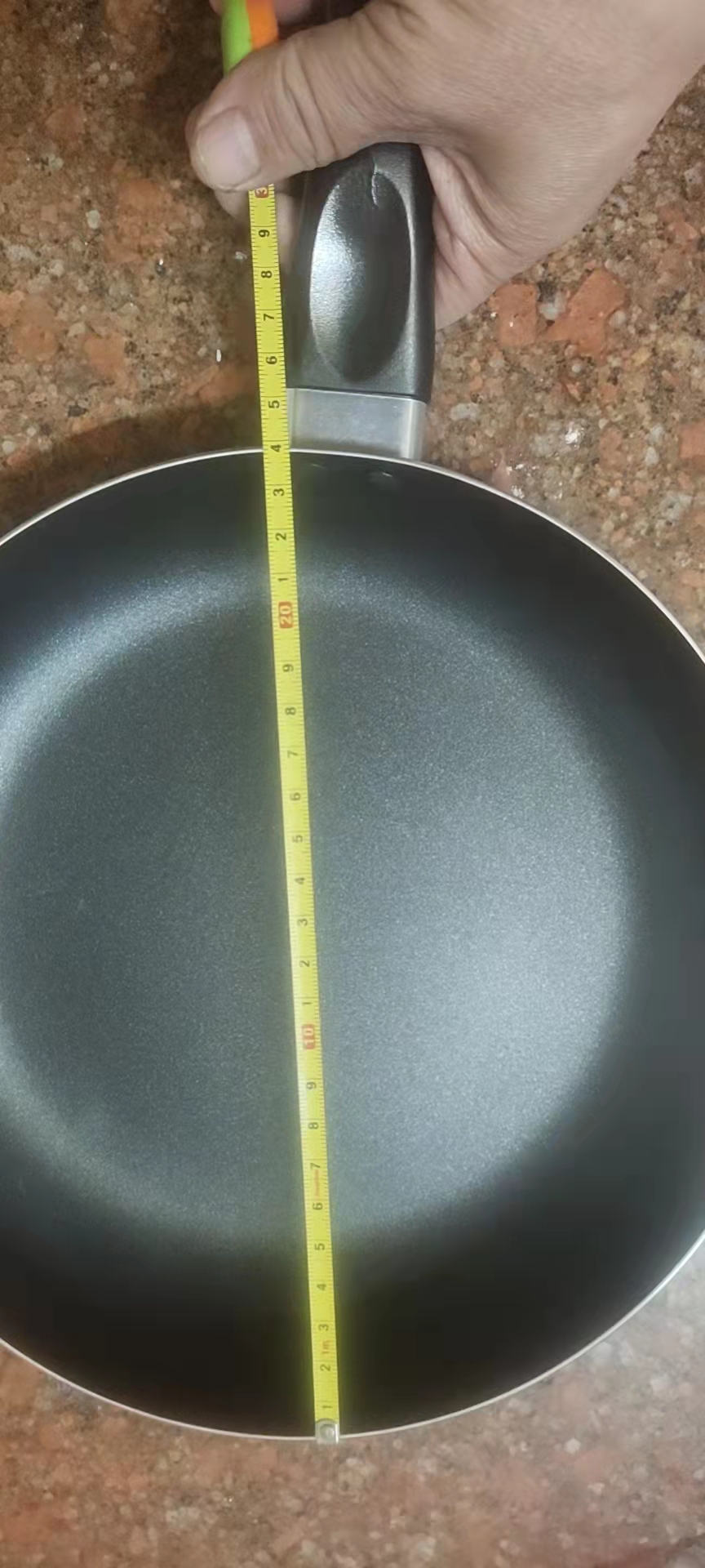 寻求有做如图工件的加工厂，需求量几十万件，材质是铝的