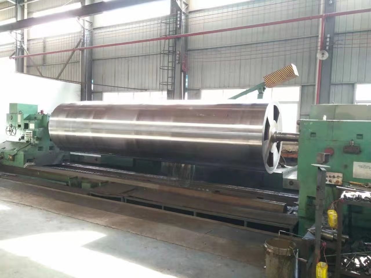 寻找深圳地区车床能加工直经600x7500辊的加工厂