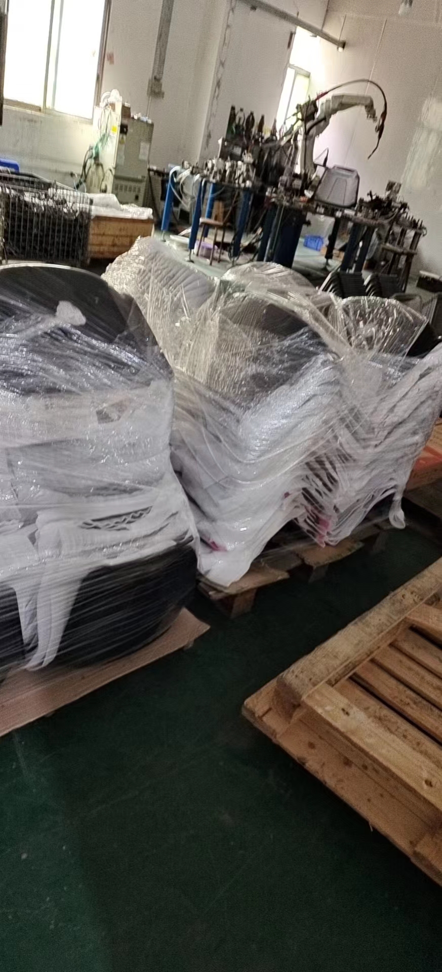 寻求规模大一点的五金喷粉加工厂，有量的