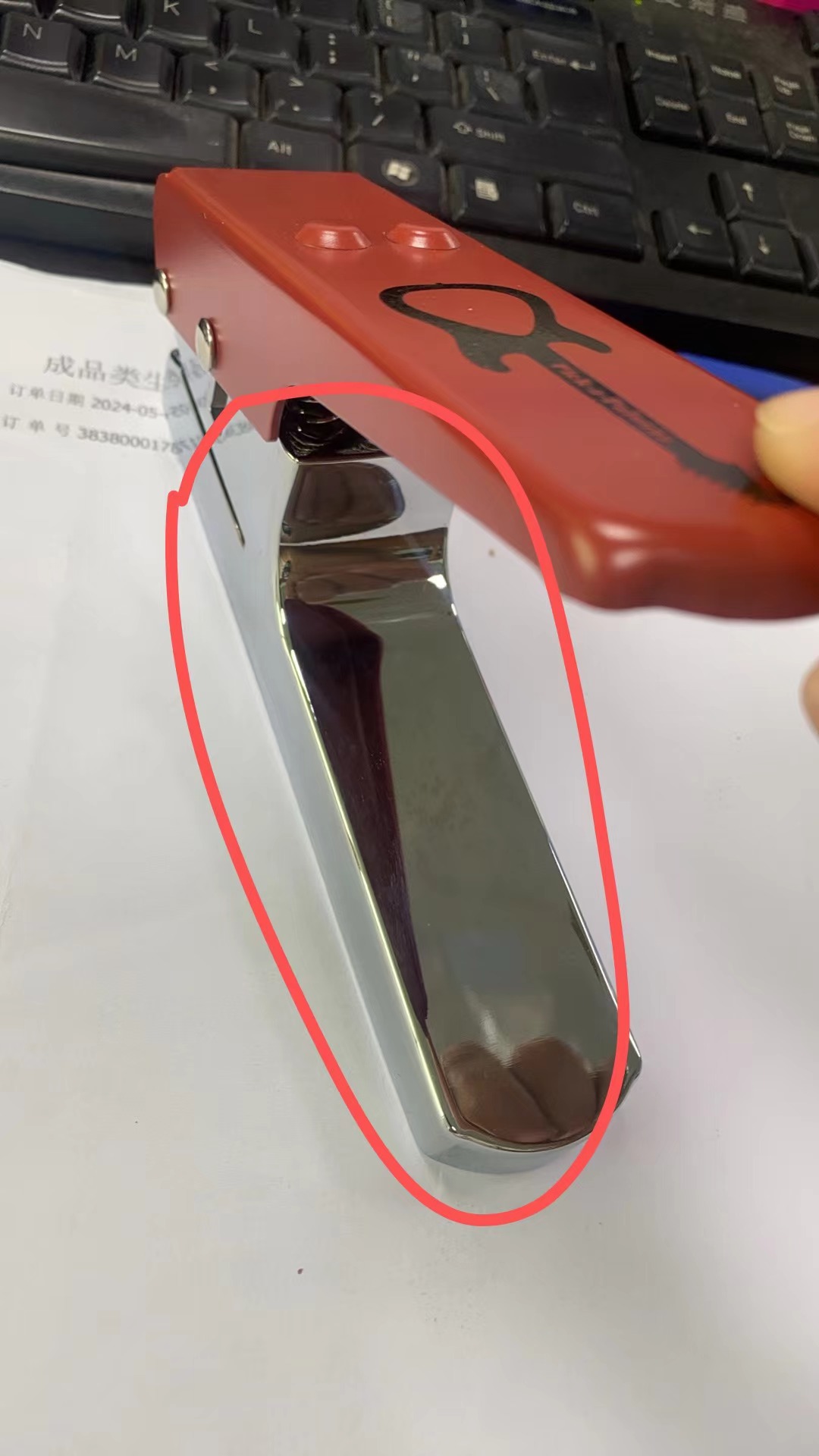 寻求锌合金铜底镀亮铬加工厂，月需求几千件~上万件，目前这批8200件