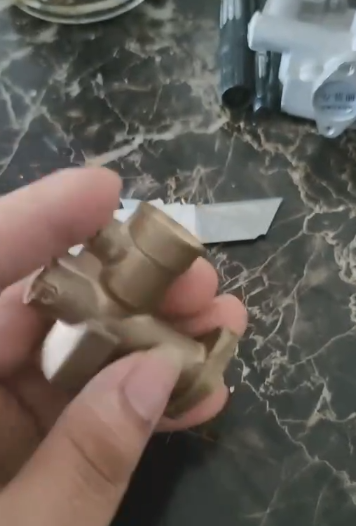 寻求做如图铜件产品的加工厂， 每个月七万件~八万件，每个月都有的