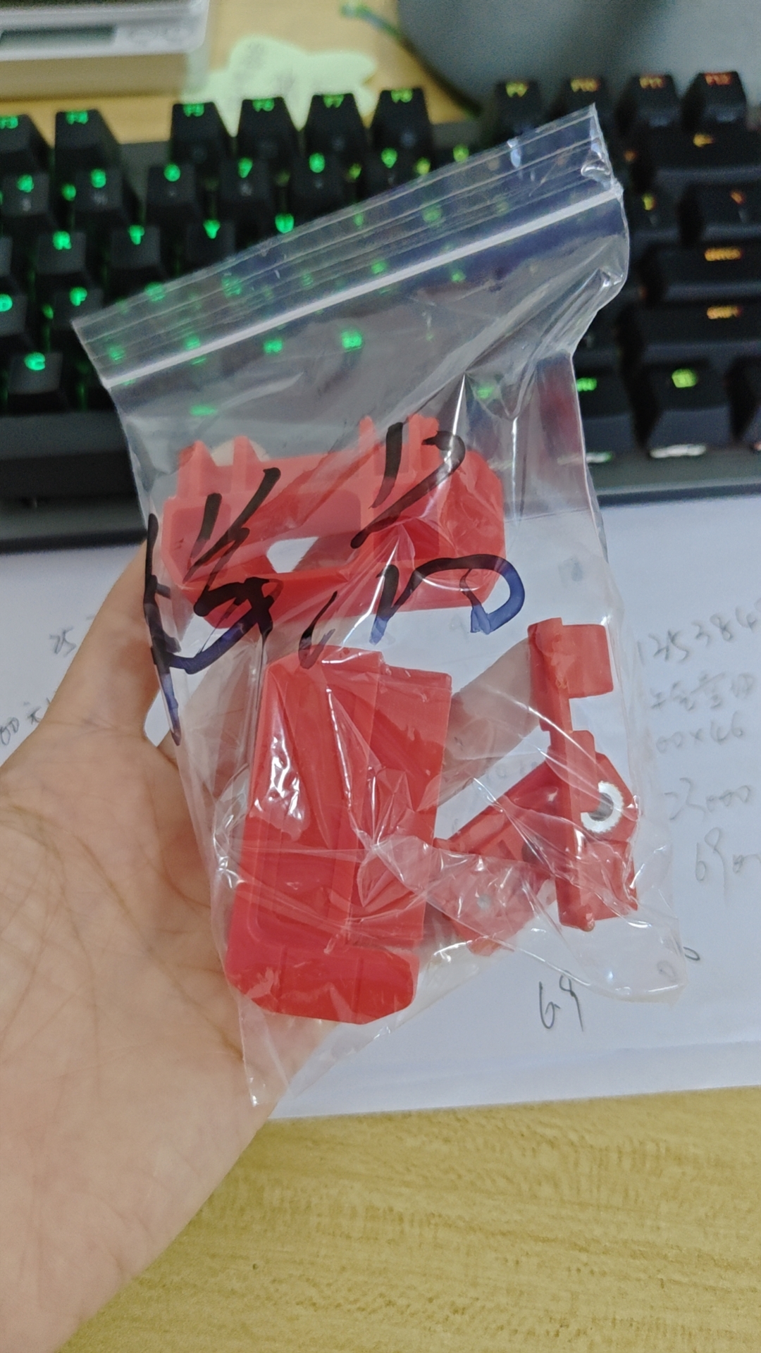 寻专业开注塑模具的加工厂，月需求目前有五套模具需要开的，材质有abs