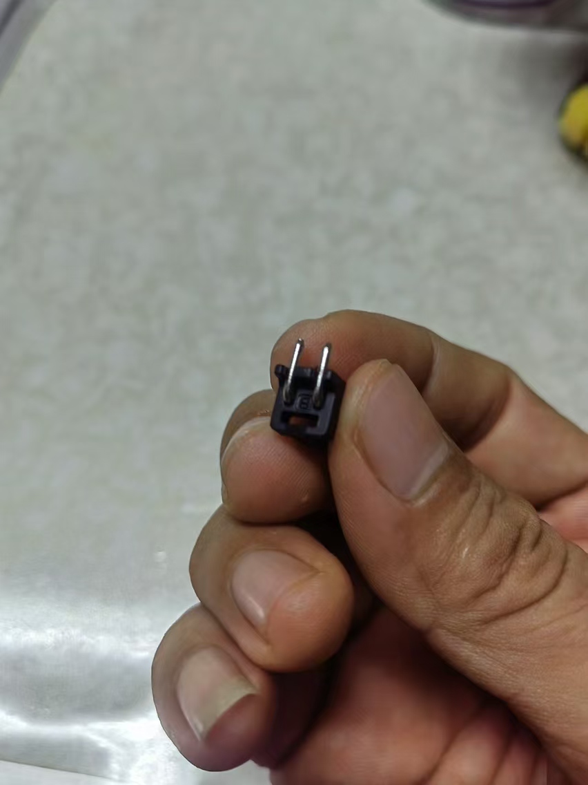 寻求有做插针和铜针的生产商，两款，目前每款至少100万件，材质都是铜