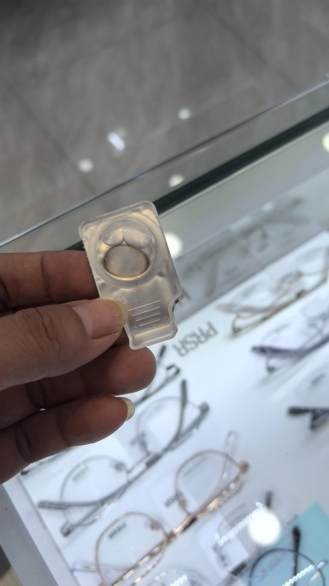 寻能做隐形眼镜盒的加工厂，月用量3KK，如图，最好是做过隐形眼镜盒的