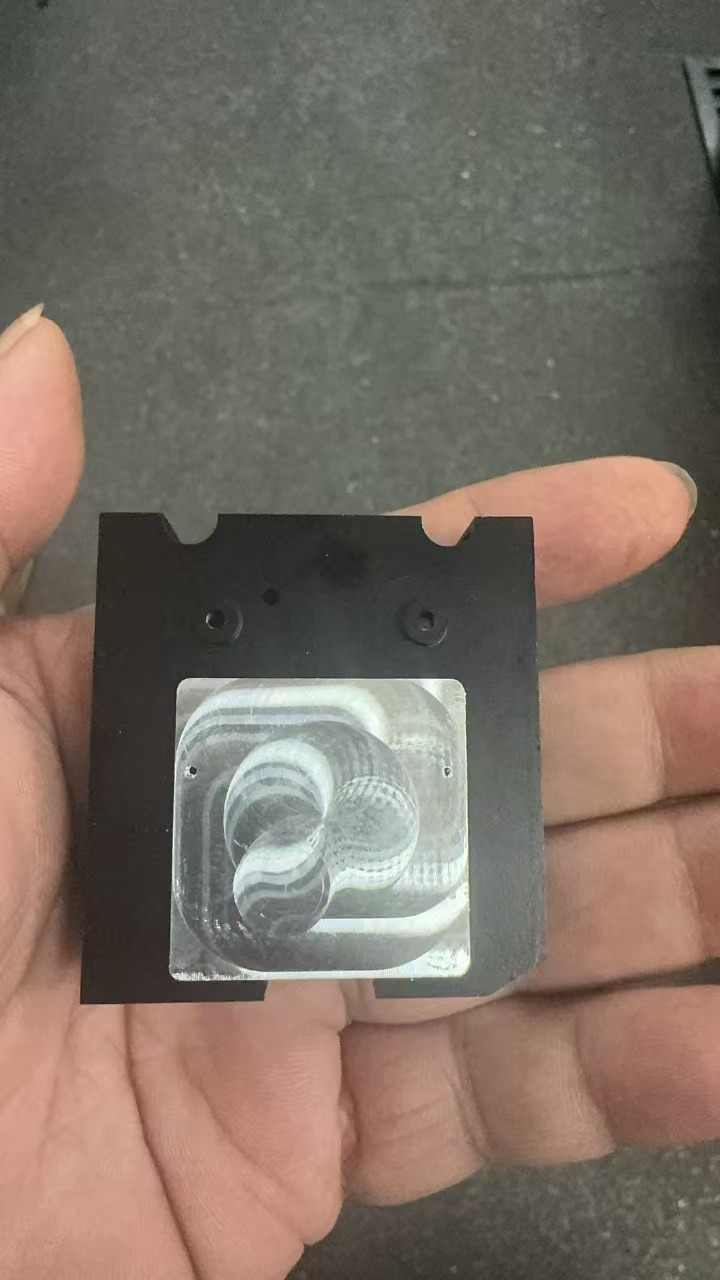 寻求做散热器加工厂，一个月有三万件，材质是铝合金的，如图，我司开好模具的