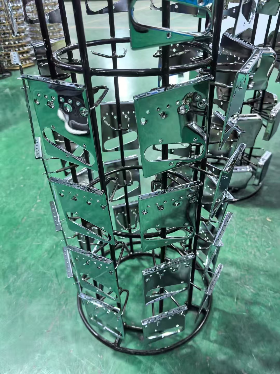 寻求电镀装饰铬的电镀加工厂，年加工量1000万左右，产品是乐器的配件
