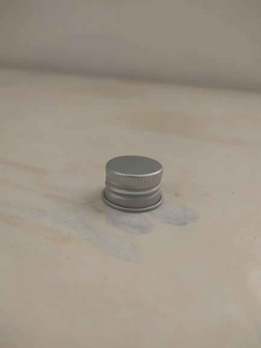寻能做铝材质盖子的加工厂，需求量一次下单二三十万件，材质都是铝合金