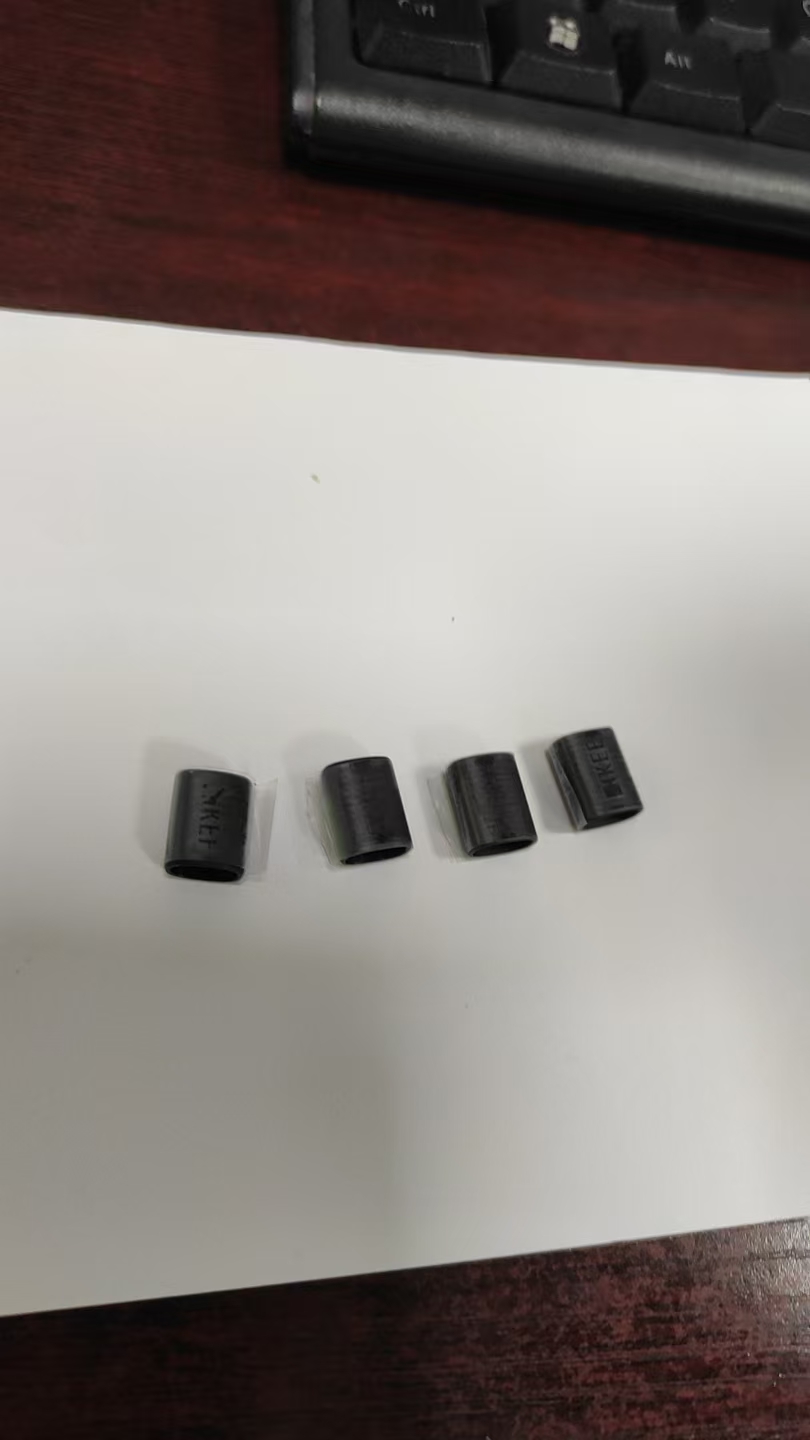 寻丝印加工厂，量是比较大，月预估几十万件，铝壳件，小铝壳，如图