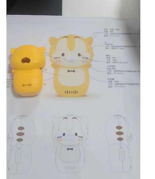 寻能做公仔印刷的加工厂，先打样，打样OK试产，试产之后直接量产做货的，是一款abs塑胶