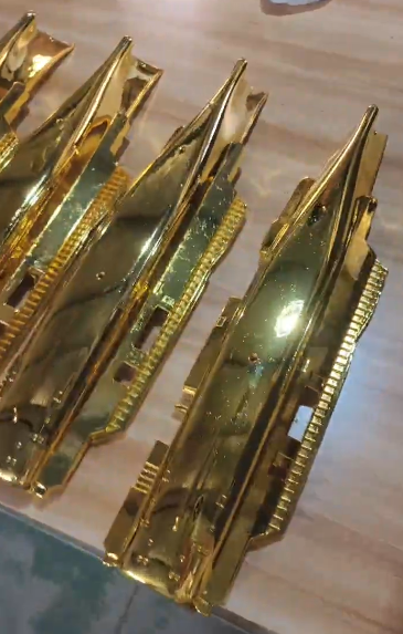 寻电镀仿金的加工， 长期订单，铝合金材质，要挂镀，最厚的地方镀3
