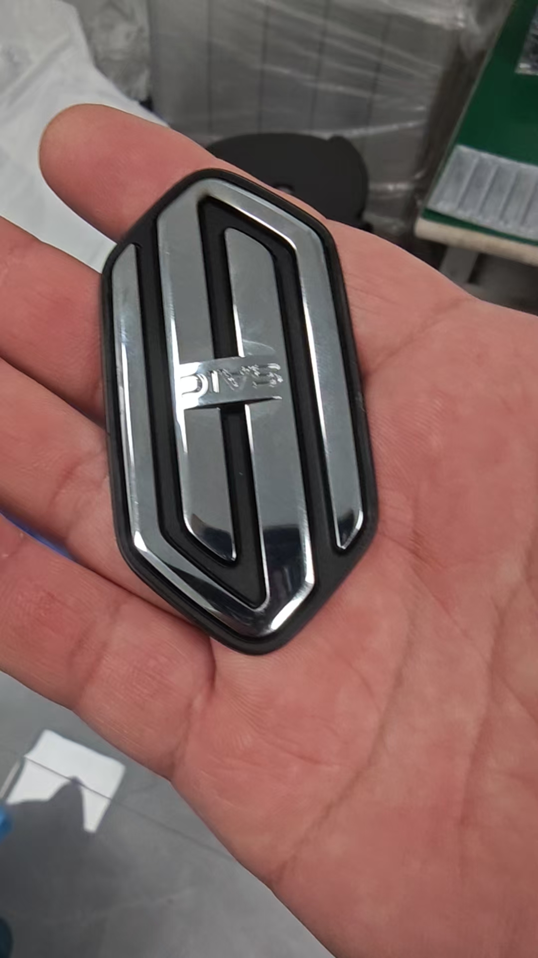 我司找这遮喷治具的加工厂，目前先做几个试样，OK后面量还可以，如图