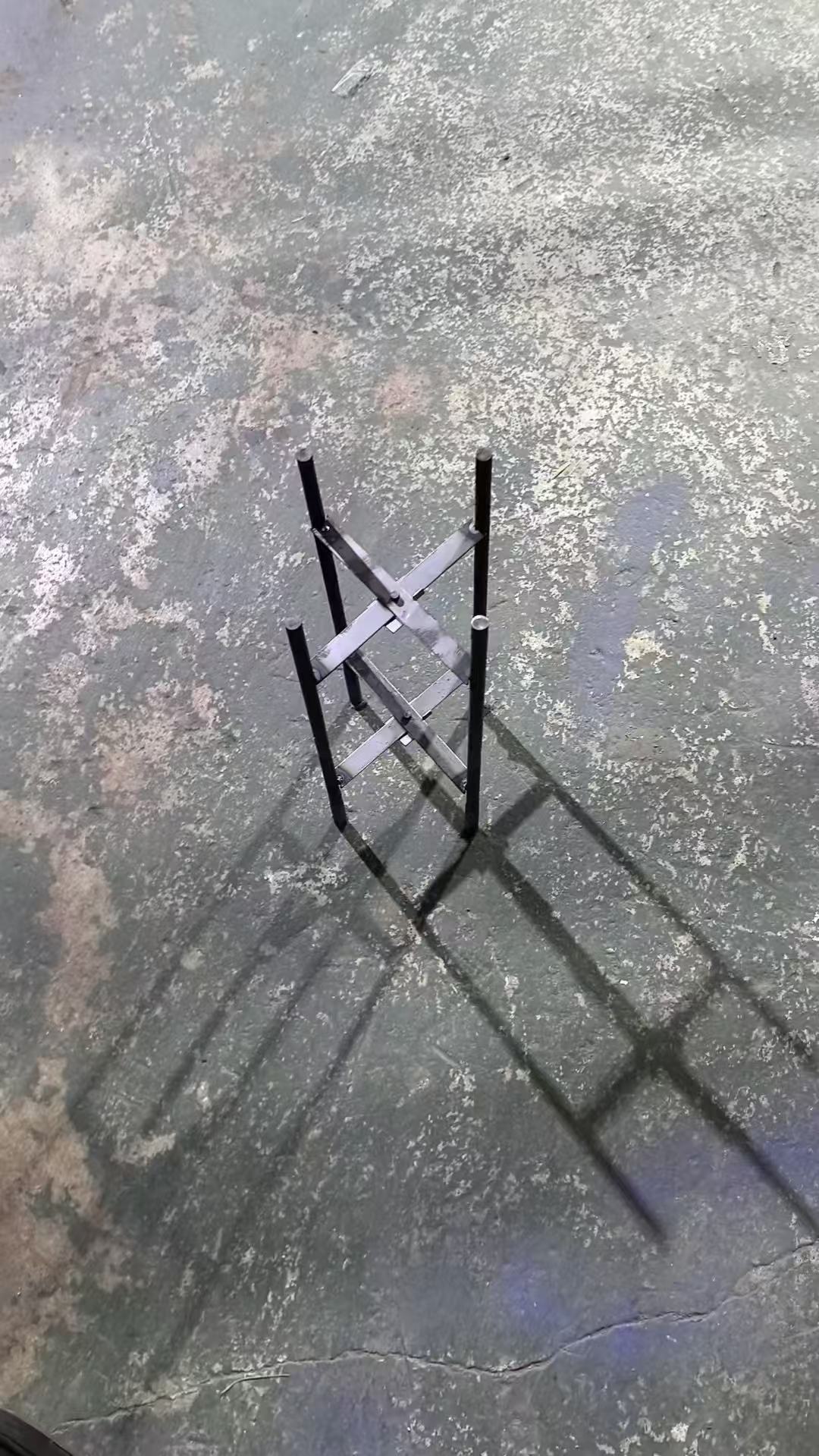 寻求做五金件的加工厂，如图，每个星期都有1000套。一套四个件