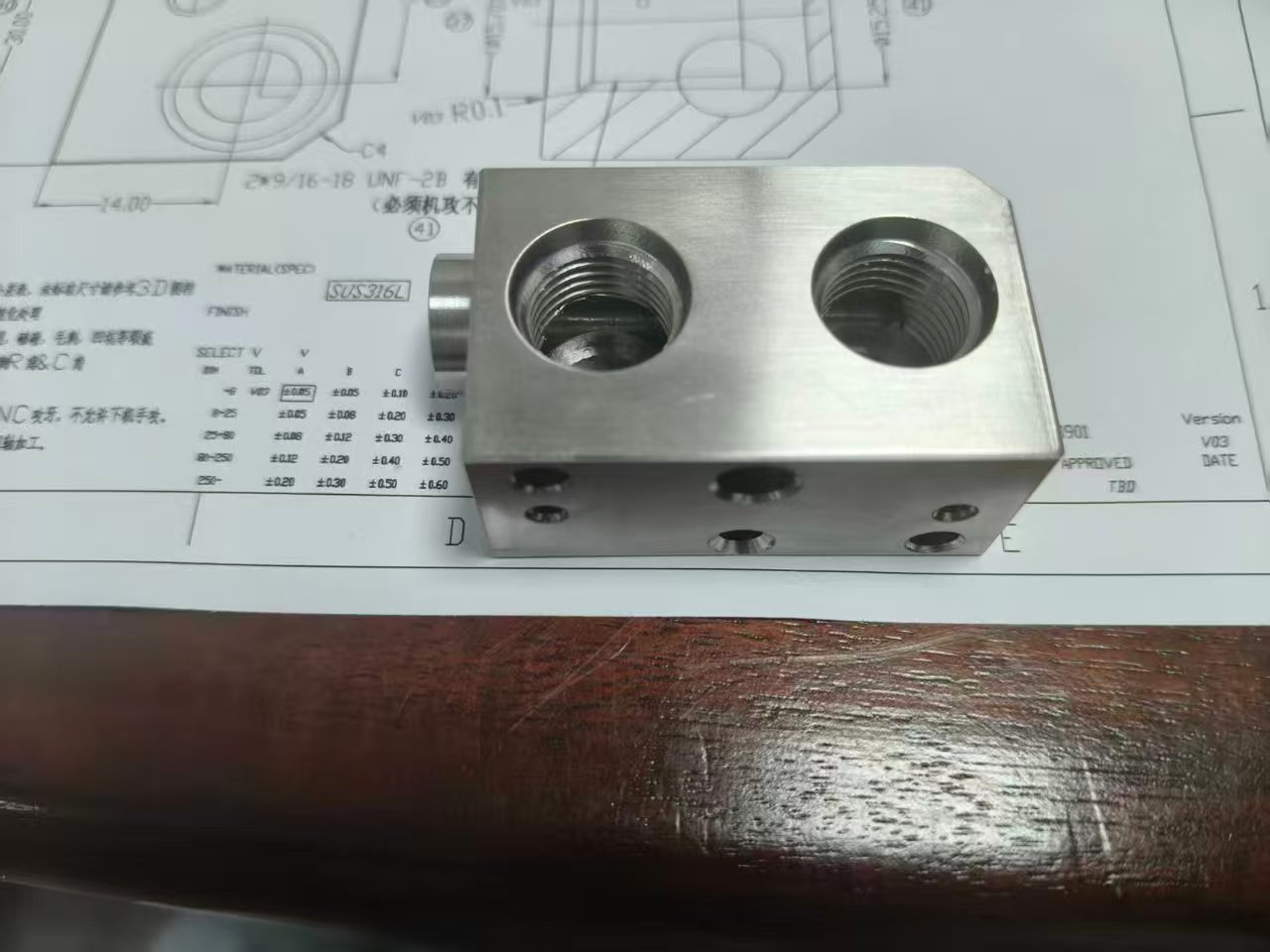 寻能做如图产品的加工厂，每月90000，316不锈钢，按图纸，