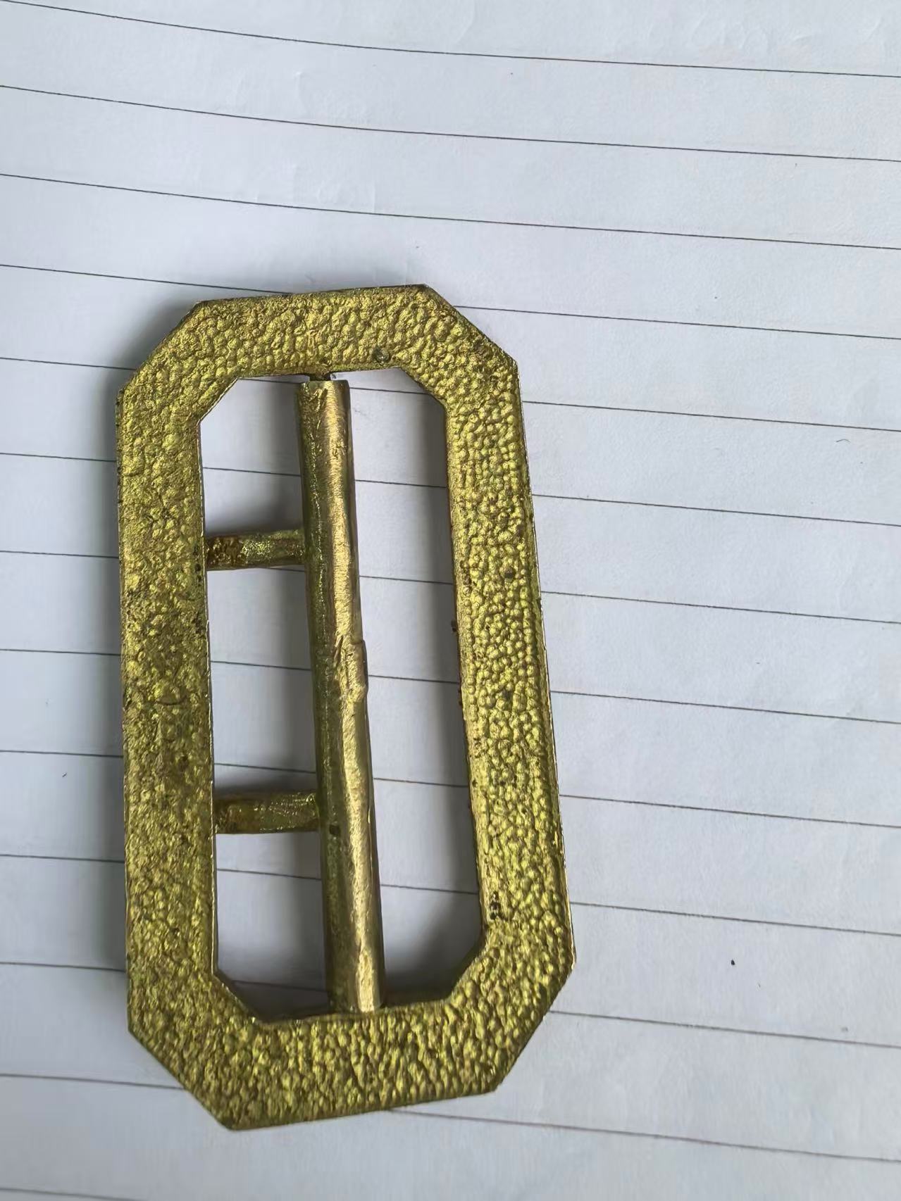 寻求做黄铜浇筑工艺的加工厂，开模具，包工包料，厂家可以模具和产品分