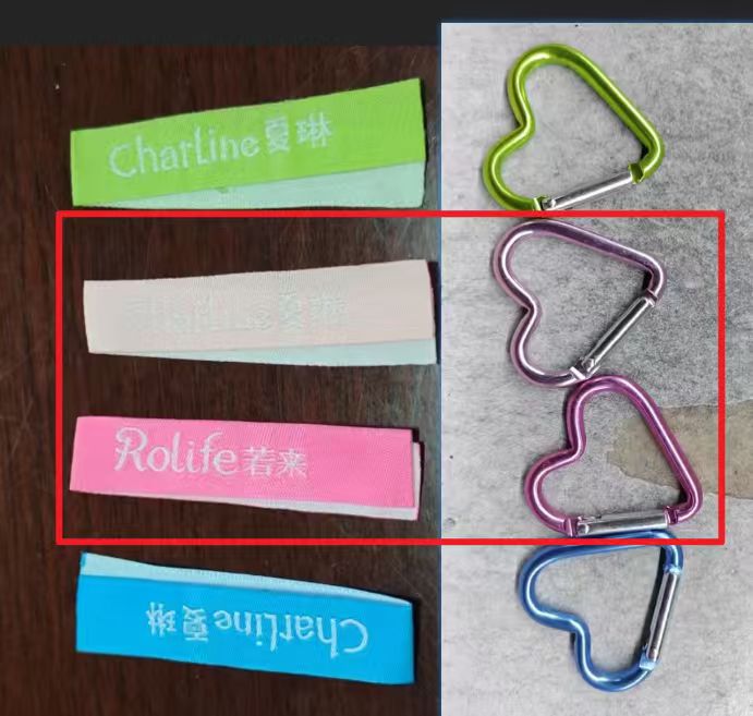 我司找有做登山扣电镀的加工厂，单款有几万件，有几款，如图，是铝合金材质登山扣，如图产品尺寸